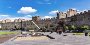 Castello di Kayseri: Storia e Guida Completa